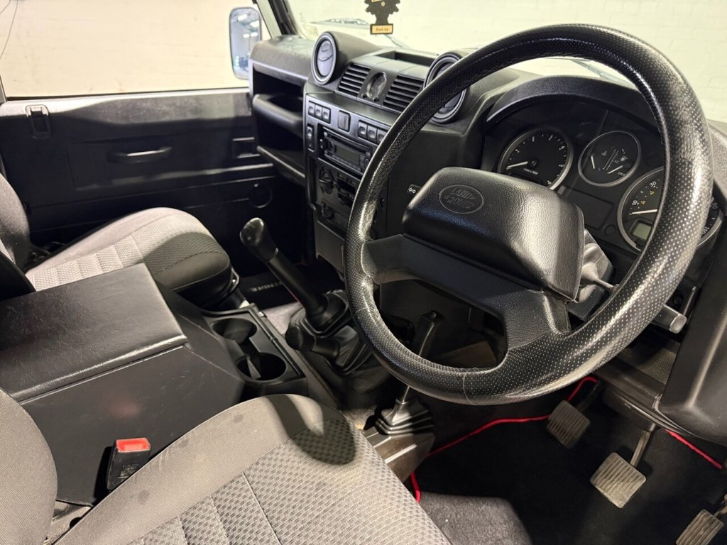 Used Land Rover Defender 2011 for sale - 77834975: Photo 5