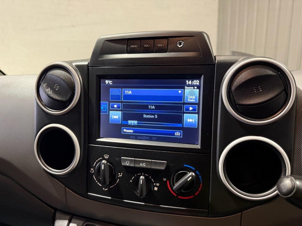 Used Peugeot Partner 2018 for sale - 76841700: Photo 28