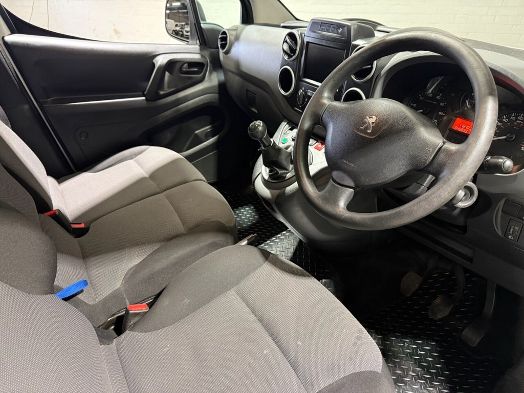 Used Peugeot Partner 2018 for sale - 76841700: Photo 3
