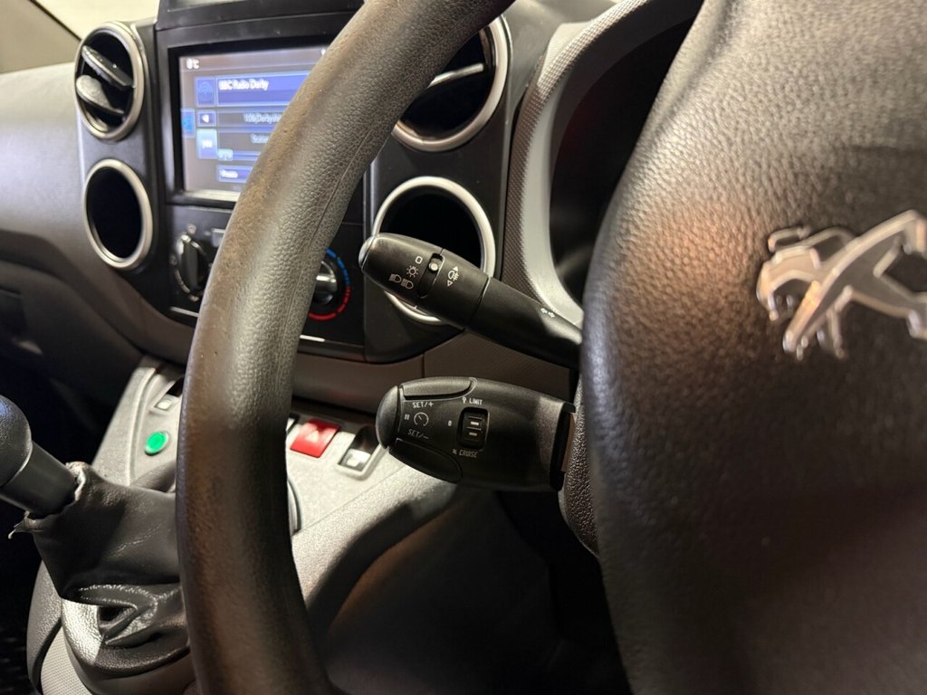 Used Peugeot Partner 2018 for sale - 76841700: Photo 31
