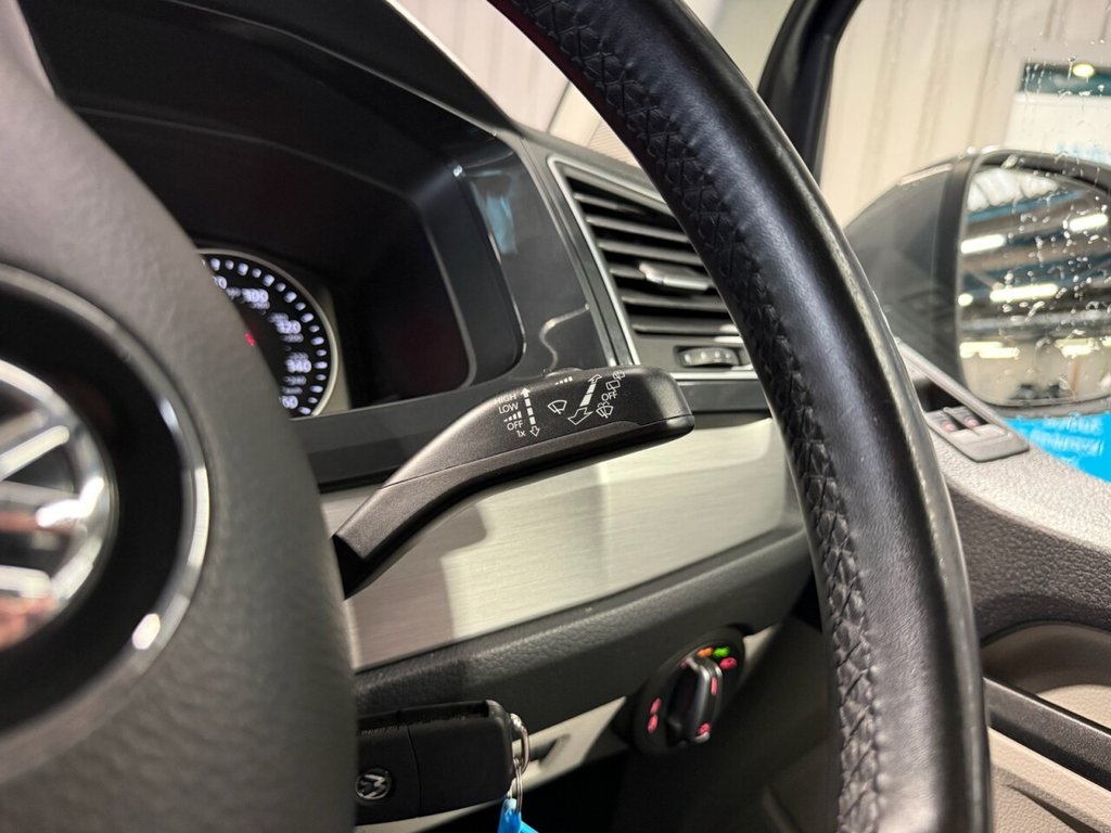 Used Volkswagen Transporter 2018 for sale - 76385969: Photo 31