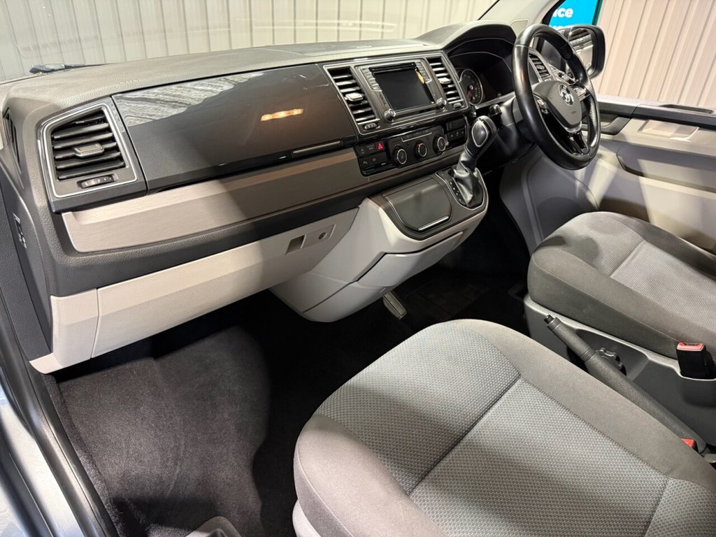 Used Volkswagen Transporter 2018 for sale - 76385969: Photo 5