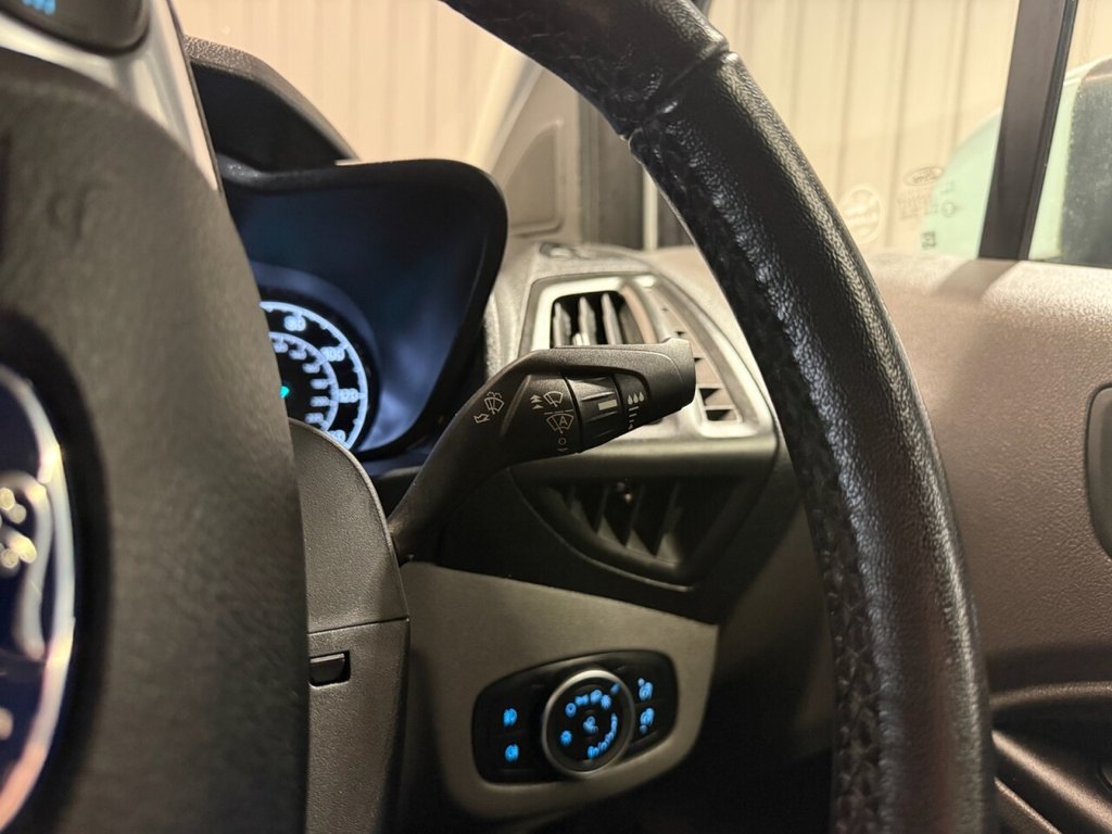 Used Ford Transit Connect 2023 for sale - 76900225: Photo 32