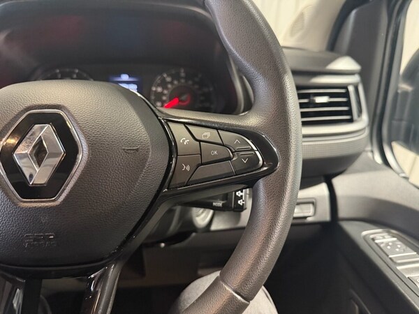 Used Renault Trafic 2023 for sale - 74806845: Photo 32