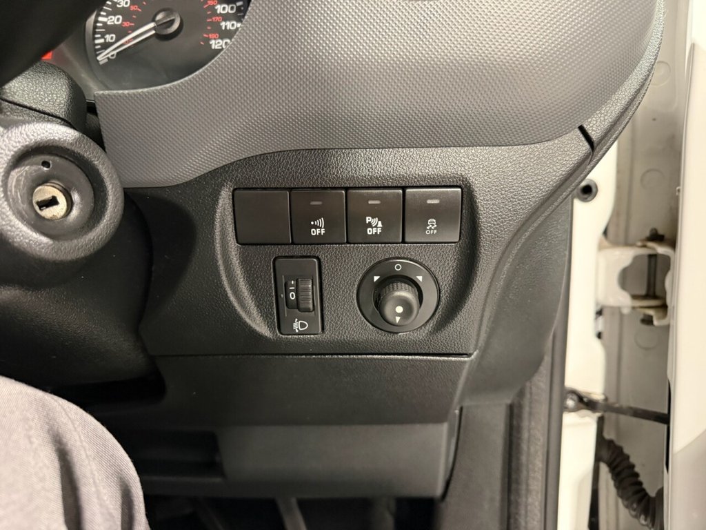 Used Peugeot Partner 2018 for sale - 77436675: Photo 27