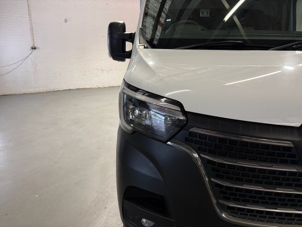 Used Renault Master 2023 for sale - 76617406: Photo 9