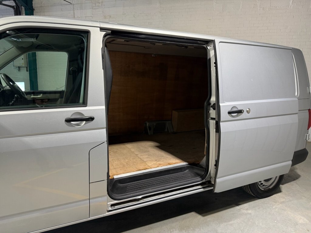 Used Volkswagen Transporter 2019 for sale - 78166974: Photo 14