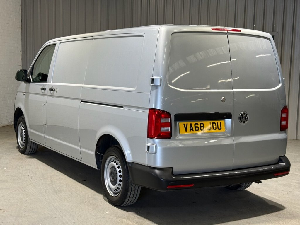 Used Volkswagen Transporter 2019 for sale - 78166974: Photo 2