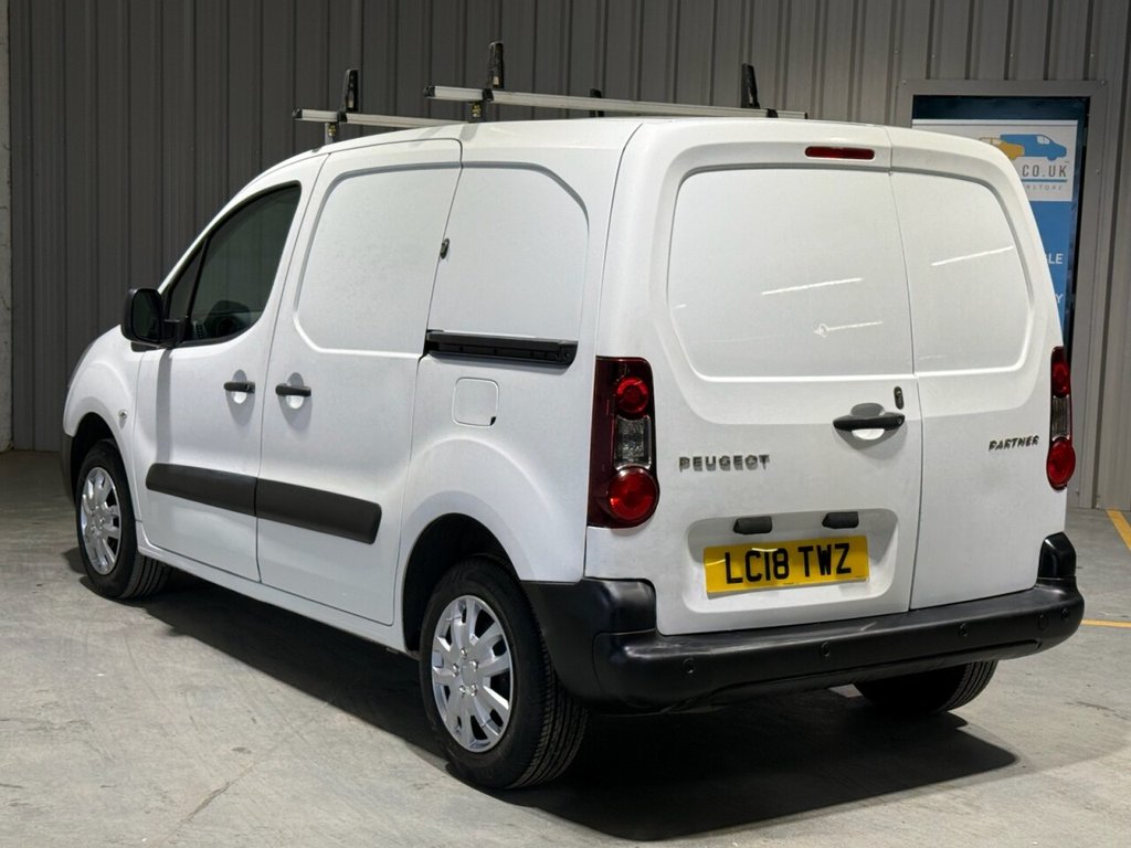 Used Peugeot Partner 2018 for sale - 77594051: Photo 2