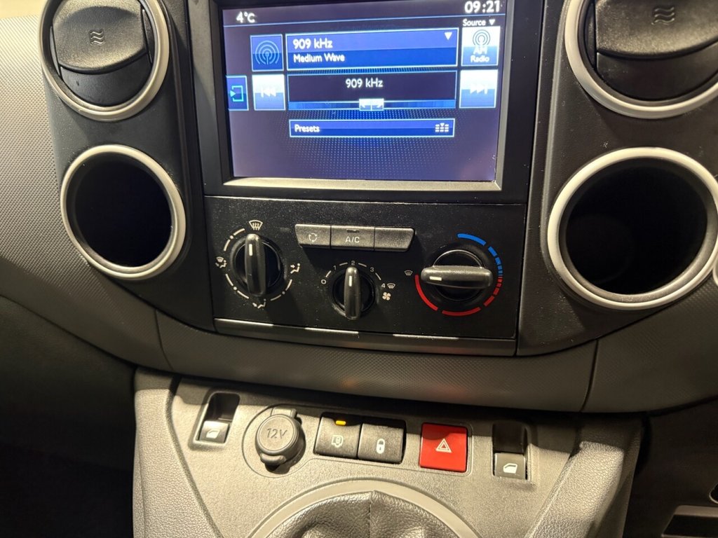 Used Peugeot Partner 2018 for sale - 77594051: Photo 28