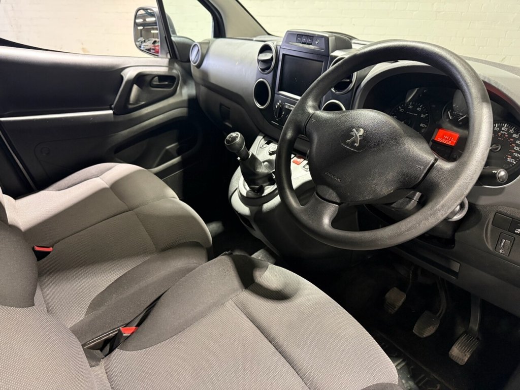 Used Peugeot Partner 2018 for sale - 77594051: Photo 3