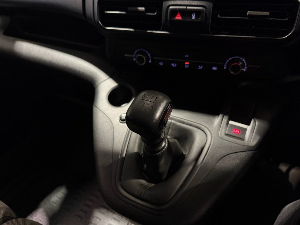 Used Toyota ProAce 2022 for sale - 77680562: Photo 32