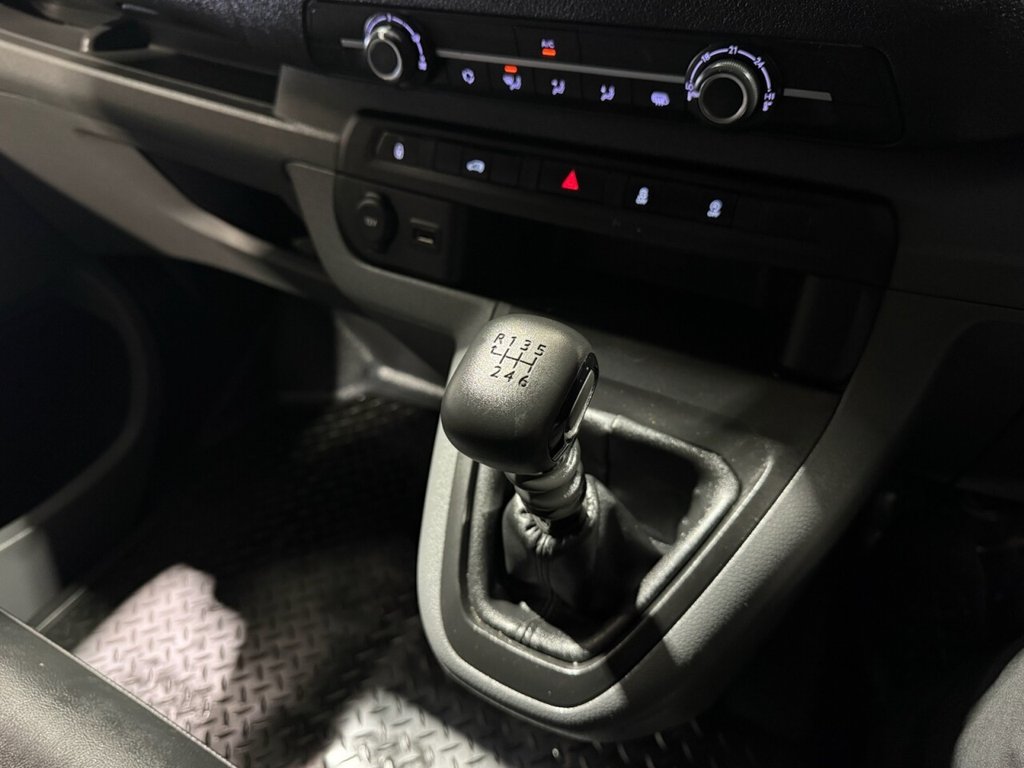 Used Vauxhall Vivaro 2021 for sale - 76768516: Photo 21