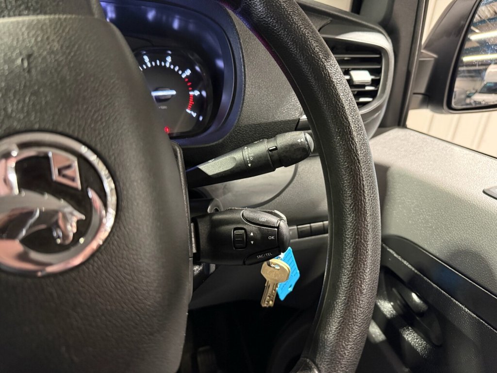 Used Vauxhall Vivaro 2021 for sale - 76768516: Photo 24