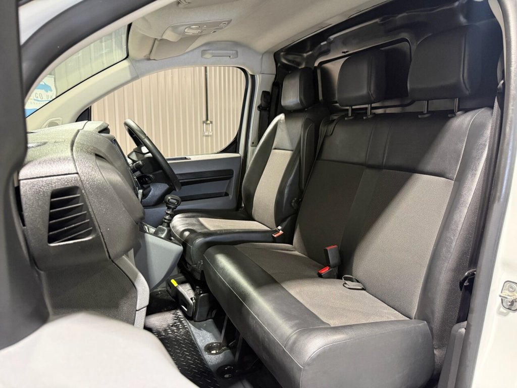 Used Vauxhall Vivaro 2021 for sale - 76768516: Photo 6