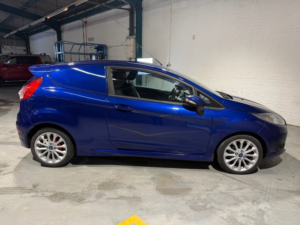 Used Ford Fiesta Van 2017 for sale - 77276281: Photo 18