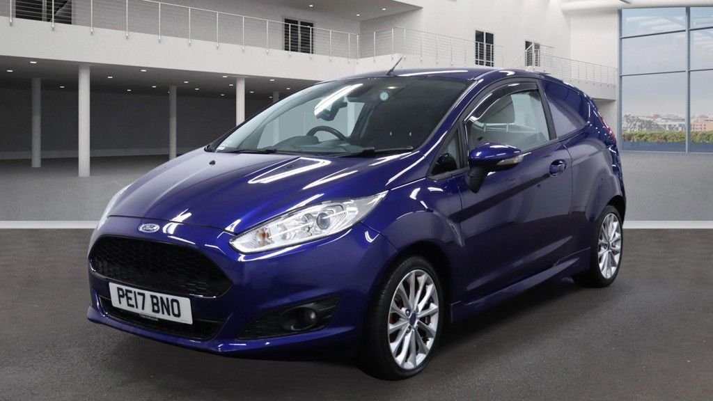 Used Ford Fiesta 2017 for sale - 77276281: Photo 2