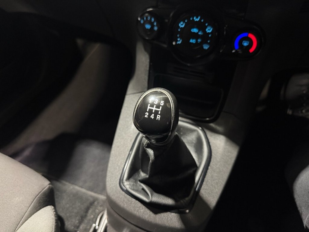 Used Ford Fiesta Van 2017 for sale - 77276281: Photo 28