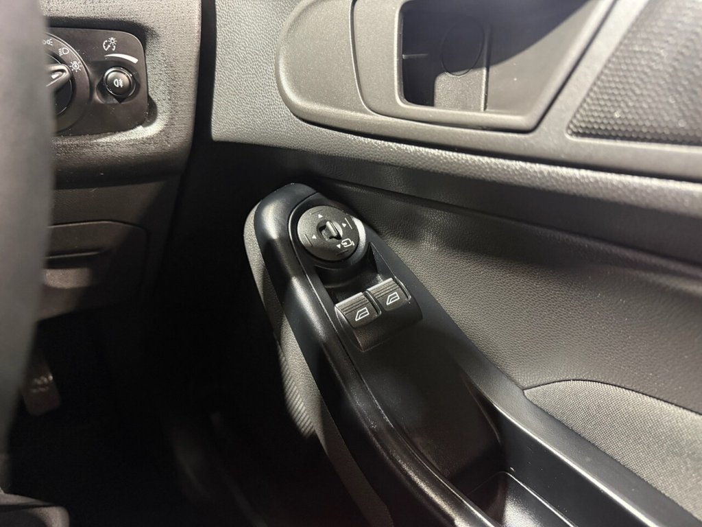 Used Ford Fiesta Van 2017 for sale - 77276281: Photo 31