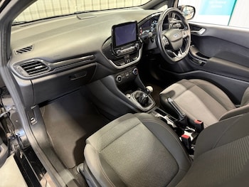 Used Ford Fiesta 2018 for sale - 75573674: Photo
