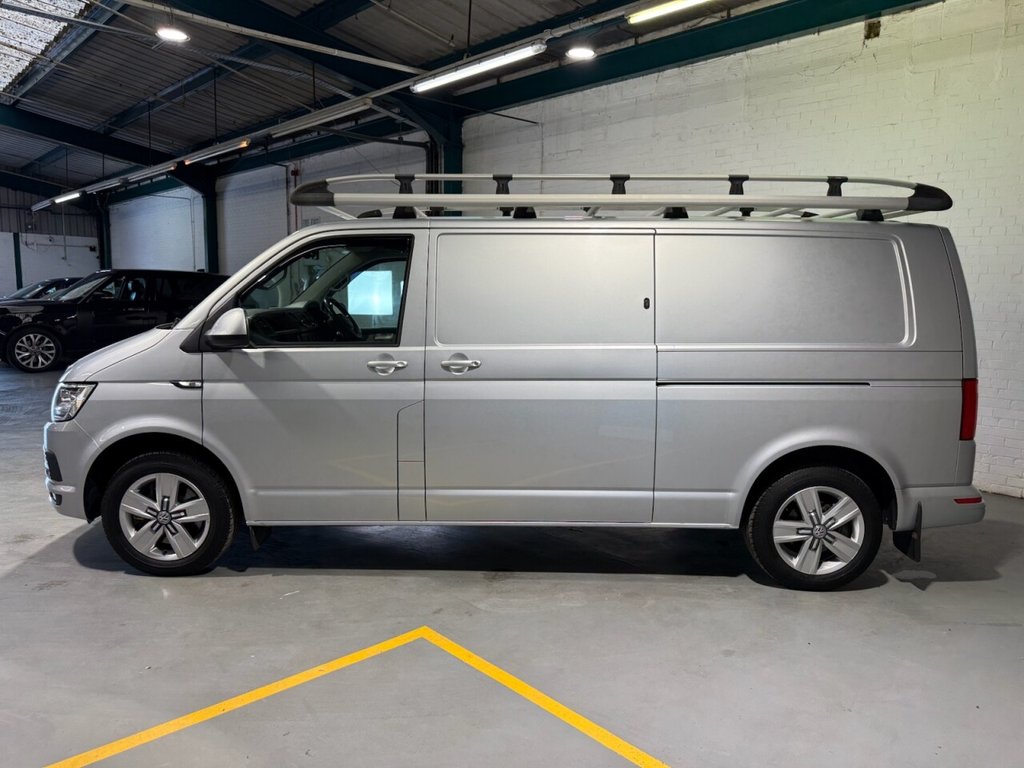 Used Volkswagen Transporter 2018 for sale - 76469964: Photo 13