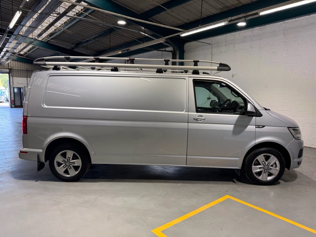 Used Volkswagen Transporter 2018 for sale - 76469964: Photo 18