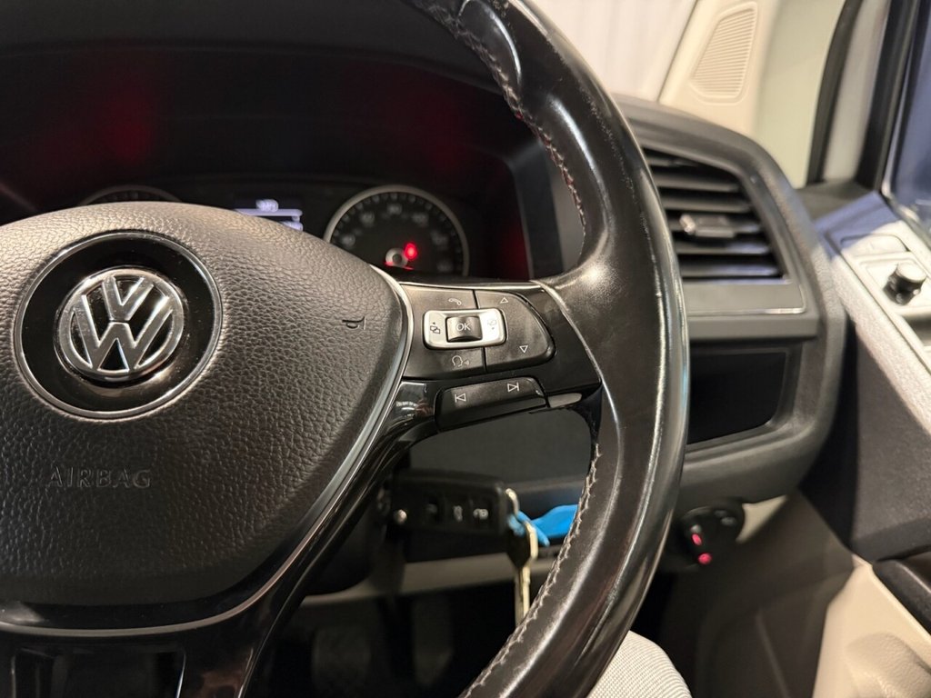 Used Volkswagen Transporter 2018 for sale - 76469964: Photo 24