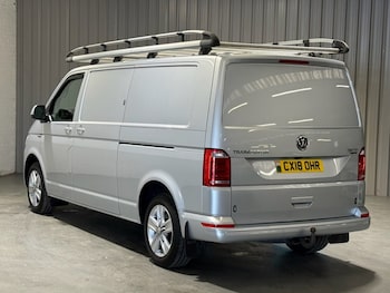 Used Volkswagen Transporter 2018 for sale - 76469964: Photo