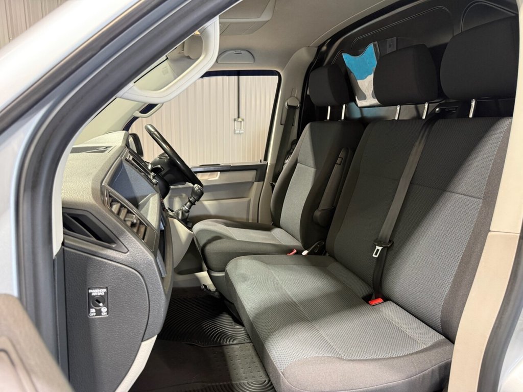 Used Volkswagen Transporter 2018 for sale - 76469964: Photo 6