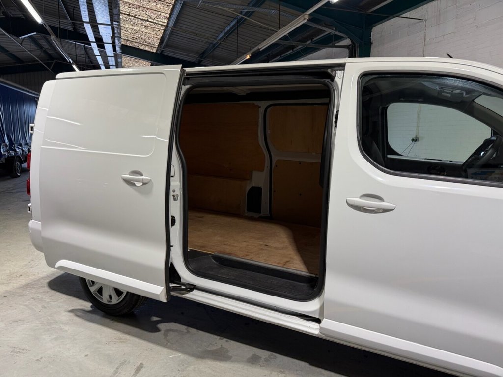 Used Vauxhall Vivaro 2024 for sale - 77582876: Photo 21