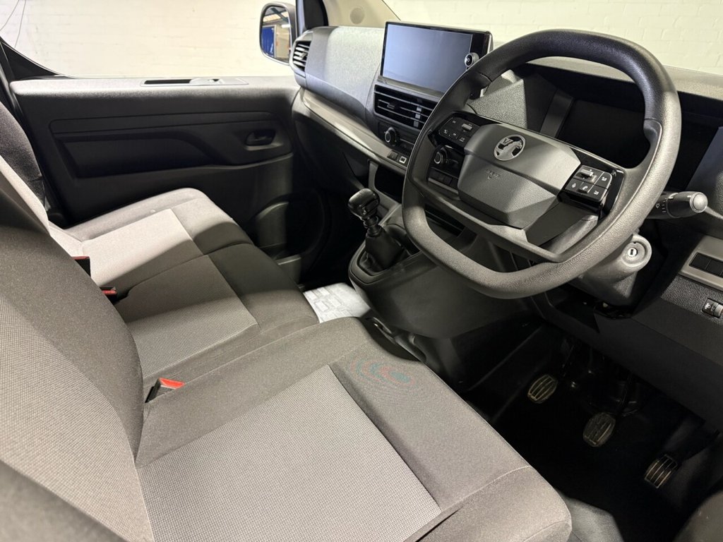Used Vauxhall Vivaro 2024 for sale - 77582876: Photo 3