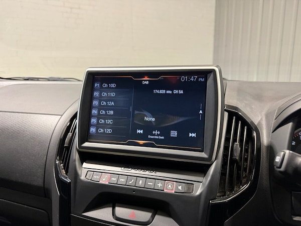 Used Isuzu D-Max 2018 for sale - 76172890: Photo 28