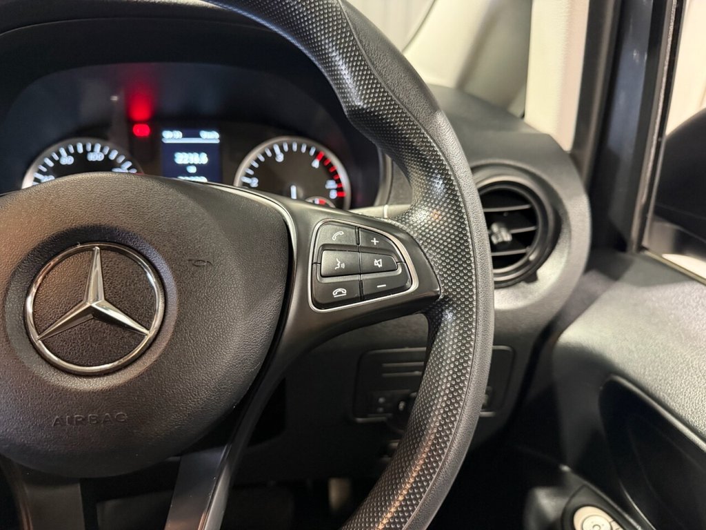 Used Mercedes-Benz Vito 2018 for sale - 76439118: Photo 29