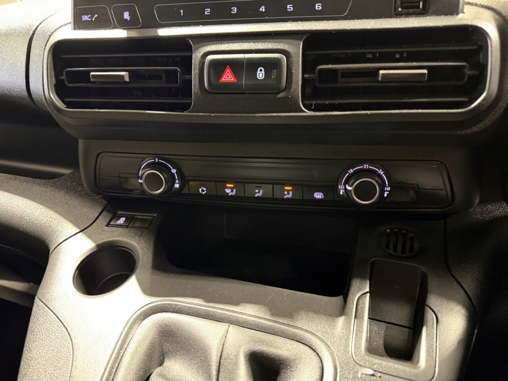 Used Vauxhall Combo 2019 for sale - 76617330: Photo 20