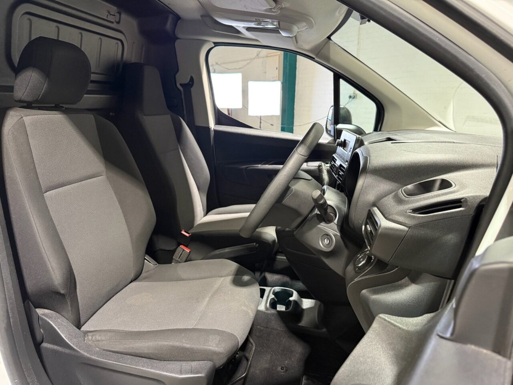 Used Vauxhall Combo 2019 for sale - 76617330: Photo 6