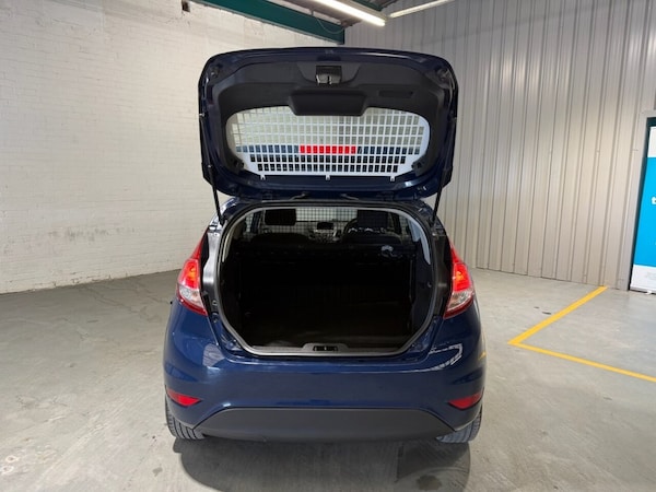 Used Ford Fiesta Van 2017 for sale - 75474097: Photo 14