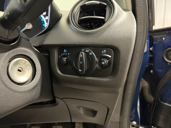 Used Ford Fiesta Van 2017 for sale - 75474097: Photo 25