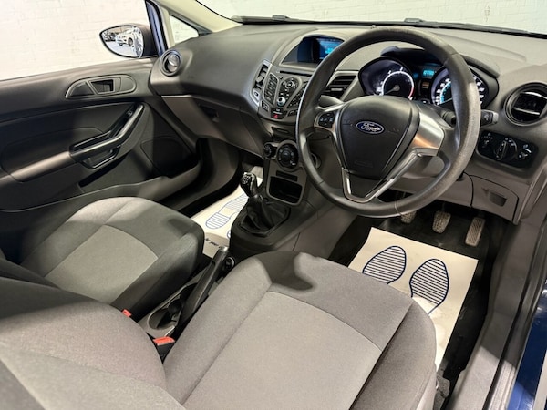Used Ford Fiesta Van 2017 for sale - 75474097: Photo 3