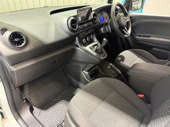 Used Mercedes-Benz Citan 2023 for sale - 79551220: Photo