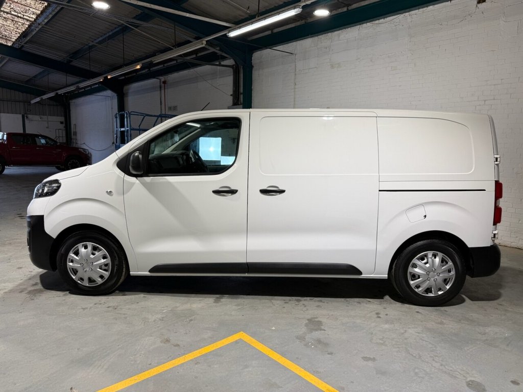 Used Vauxhall Vivaro 2022 for sale - 77642182: Photo 13
