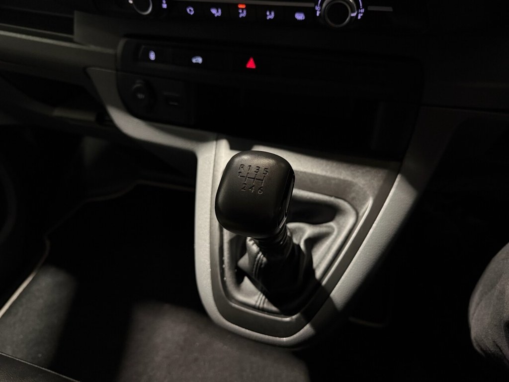 Used Vauxhall Vivaro 2022 for sale - 77642182: Photo 25