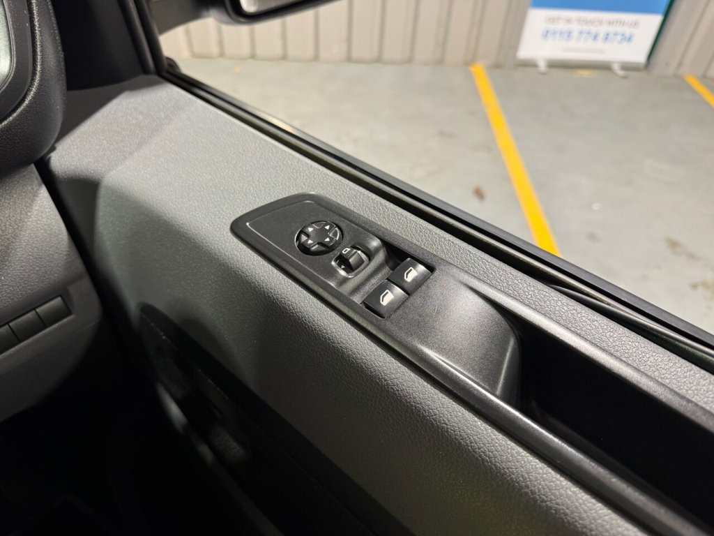 Used Vauxhall Vivaro 2022 for sale - 77642182: Photo 31