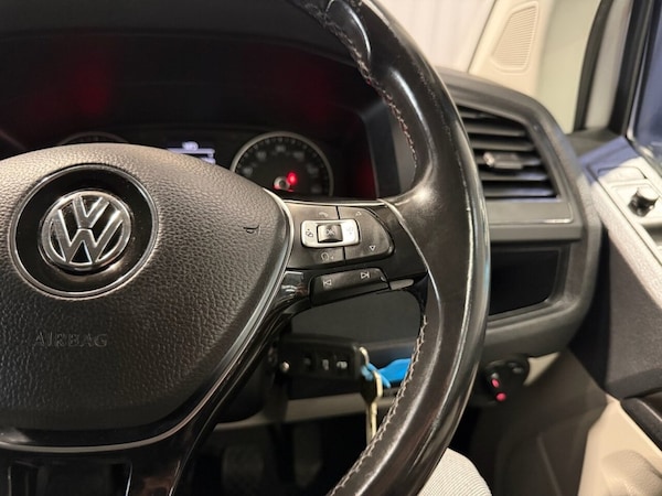 Used Volkswagen Transporter 2018 for sale - 76148183: Photo 24