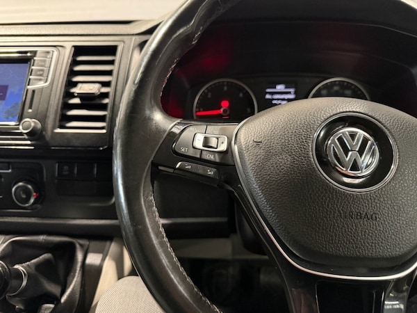Used Volkswagen Transporter 2018 for sale - 76148183: Photo 25