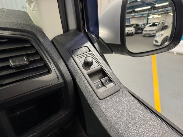 Used Volkswagen Transporter 2018 for sale - 76148183: Photo 28