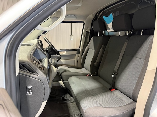 Used Volkswagen Transporter 2018 for sale - 76148183: Photo 6