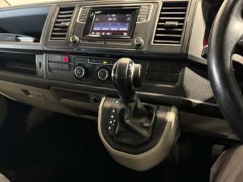 Used Volkswagen Transporter 2017 for sale - 75047353: Photo