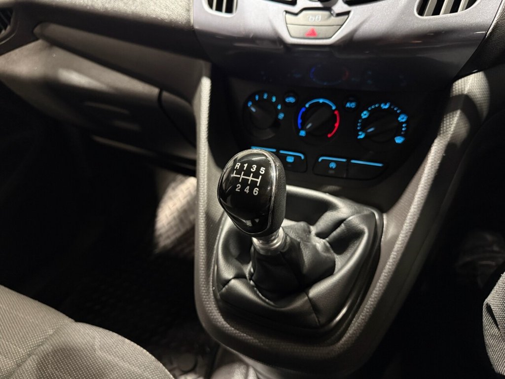 Used Ford Transit Connect 2017 for sale - 76439030: Photo 32