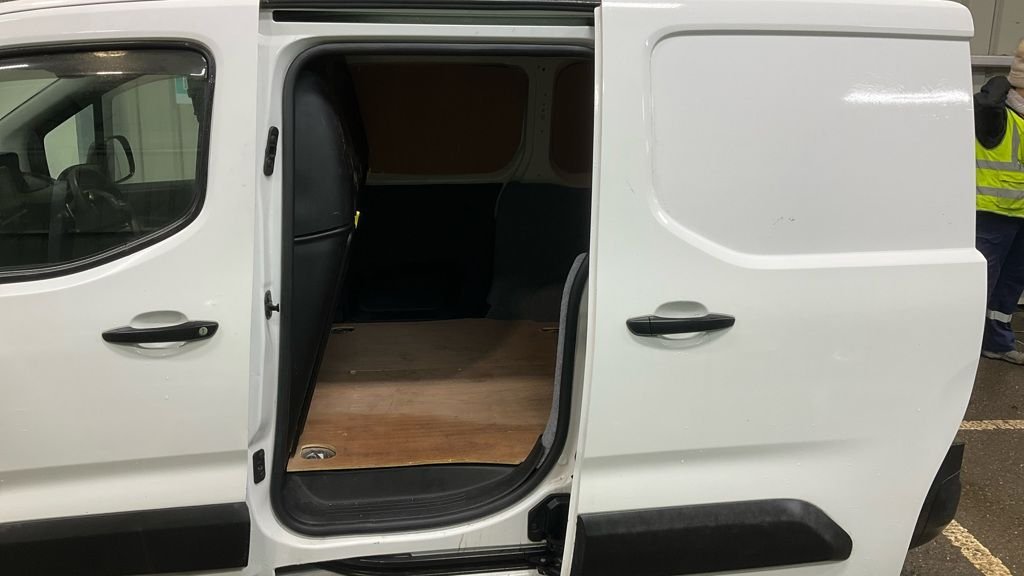 Used Peugeot Partner 2019 for sale - 77384235: Photo 7
