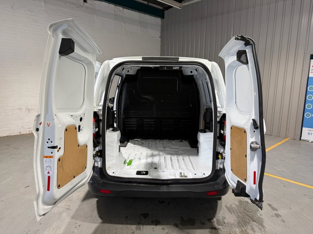 Used Ford Transit Courier 2021 for sale - 78200401: Photo 17